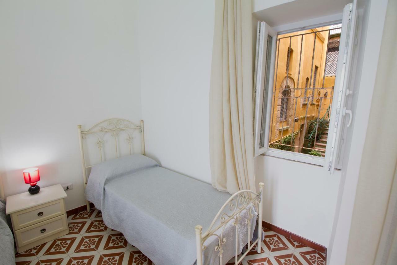 Isola Bella Sea-View Apartment Tropea Buitenkant foto
